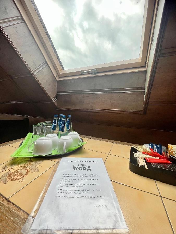 Zajazd Cicha Woda Maniowy Exterior foto